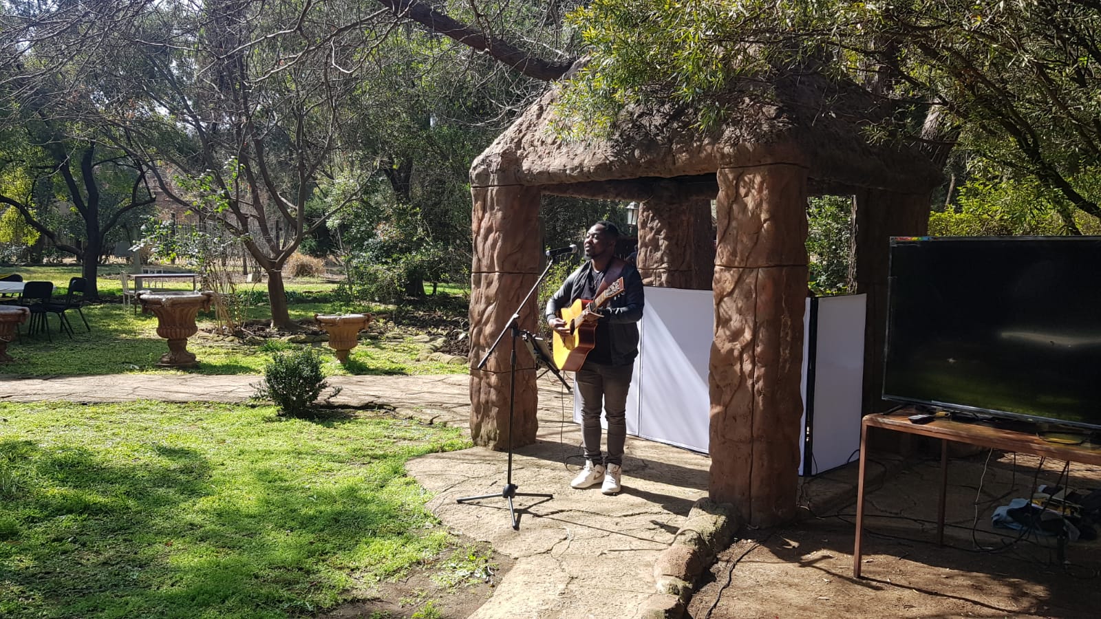 Narboth Mathole guitar